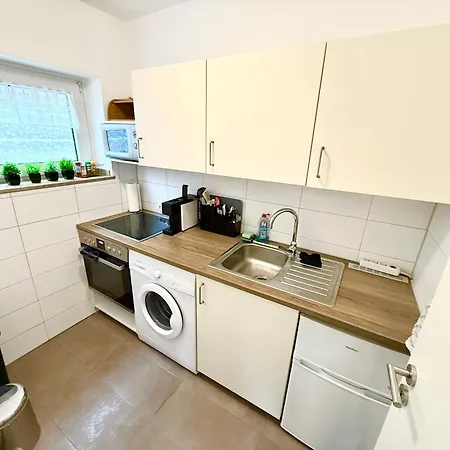 Gemuetliches Mit Blick Ins Gruene Naehe Messe